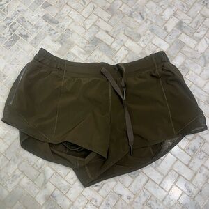 Lululemon shorts!
